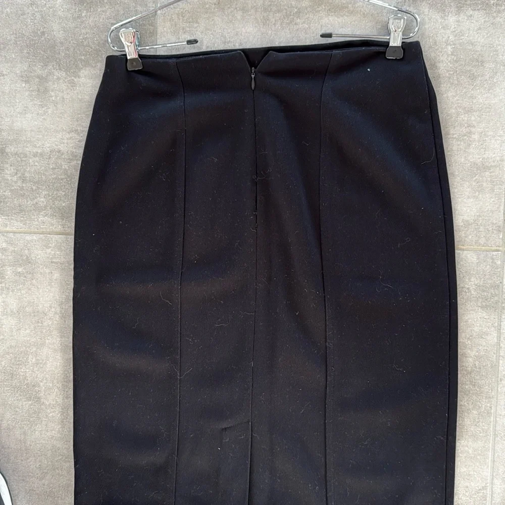 Vintage Old Navy Clothing Co. Women's Black Polyester/Rayon Pencil Skirt - 10 - Picture 4 of 10